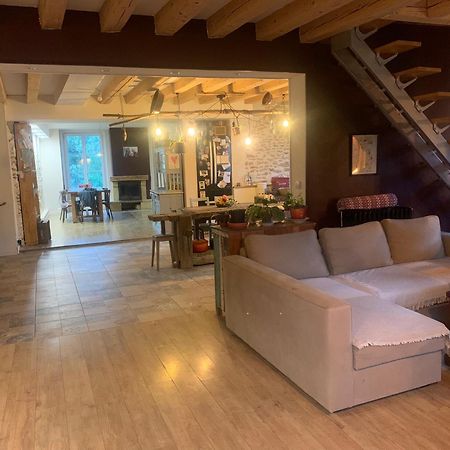 Au Joyeux Lureau Bed & Breakfast Touquin Ngoại thất bức ảnh