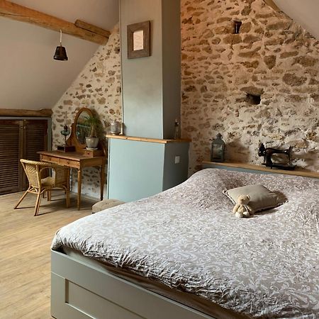 Au Joyeux Lureau Bed & Breakfast Touquin Ngoại thất bức ảnh